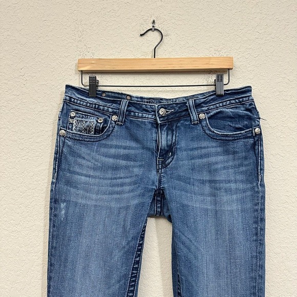 MISS ME Distressed Bootcut Jeans w Flap Pockets Rhinestone Gems #JP6122B - Picture 2 of 16